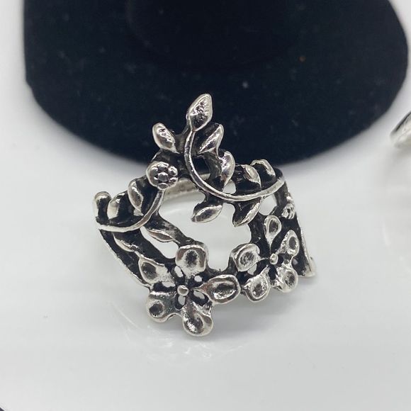 ✨🌸BoHo Silver Spiral Flower Wrap Ring Set 4pcs🌸✨ - Picture 7 of 14